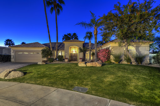 az home with trees
