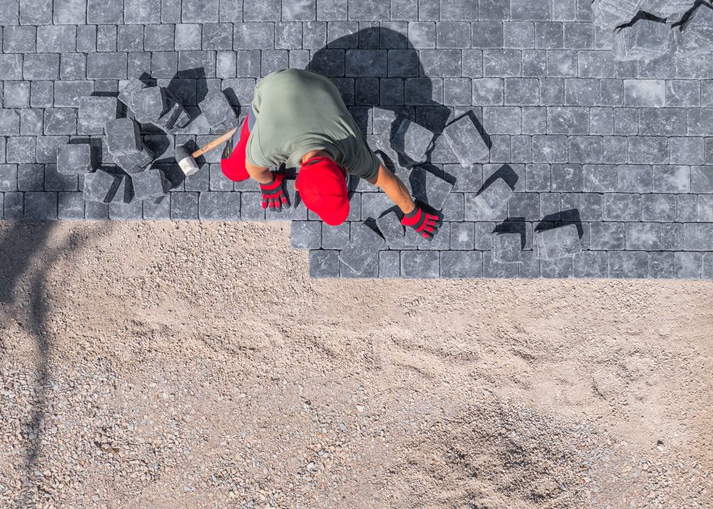 Say Goodbye to High Maintenance! The Best Hardscaping for Arizona